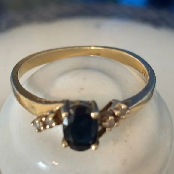 10k Gold and SapphireWomen's Ring - Picture 3 of 9